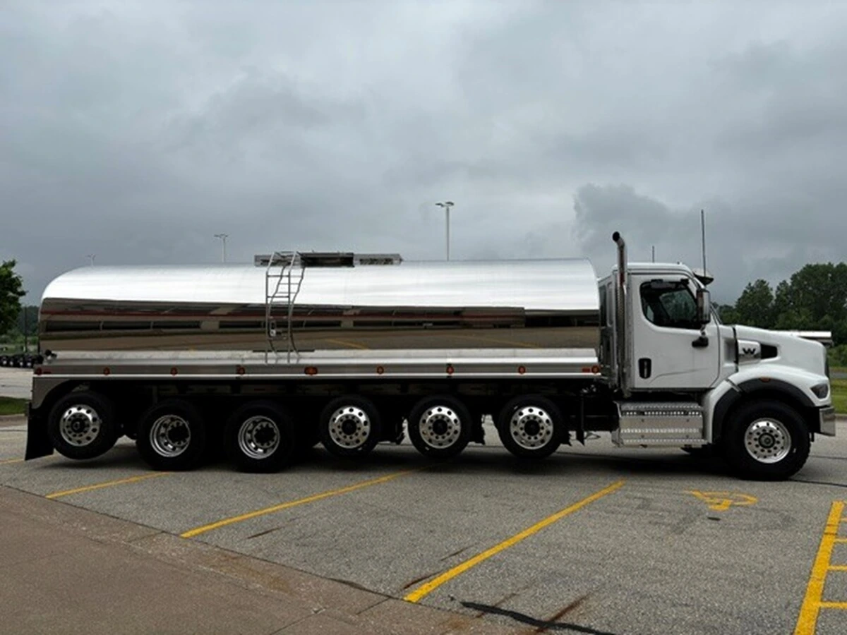 2026 Western Star 49X in La Crosse, WI — photo 4
