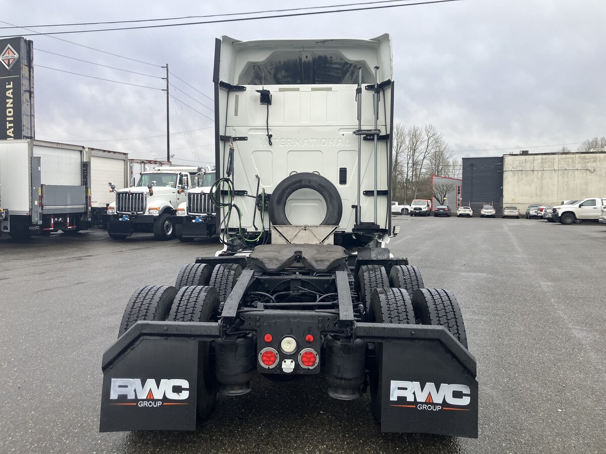 2015 International in Pasco, WA — photo 2