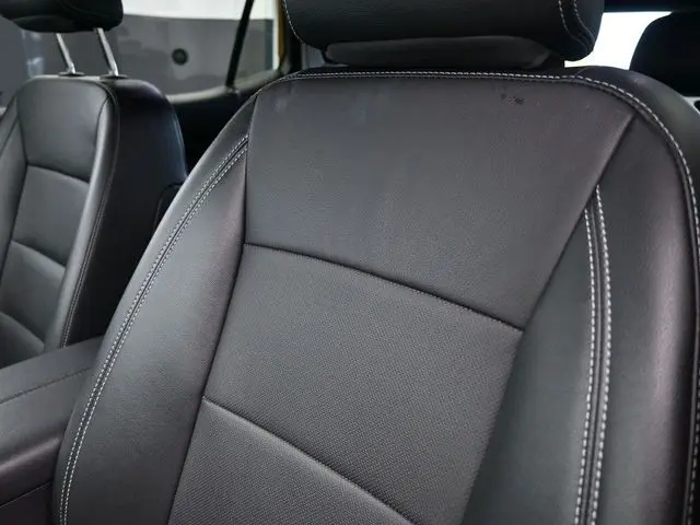 2024 Gmc Terrain SLT photo 11