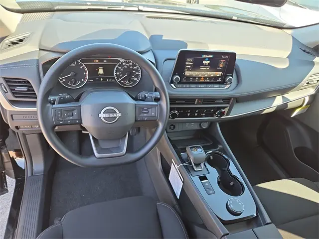 2026 Nissan Rogue S photo 11