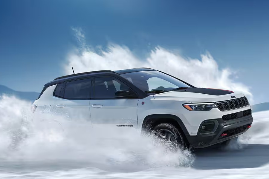 2026 Jeep Compass Exterior Passenger Side Front Profile in Winter