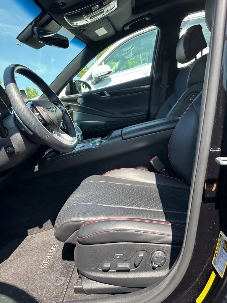 2022 Genesis G80 3.5T AWD Prestige photo 8