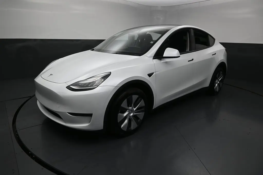 Used 2023 Tesla Model Y Long Range with VIN 7SAYGDEE6PA157814 for sale in Trooper, PA