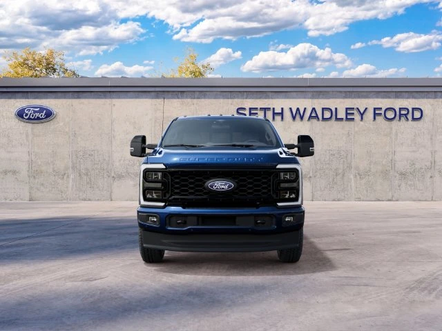 2027 Ford — photo 3