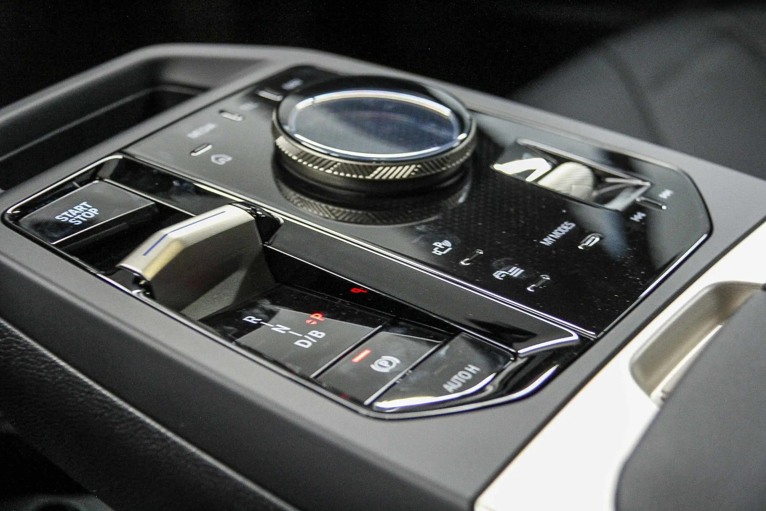 2026 Bmw iX photo 14