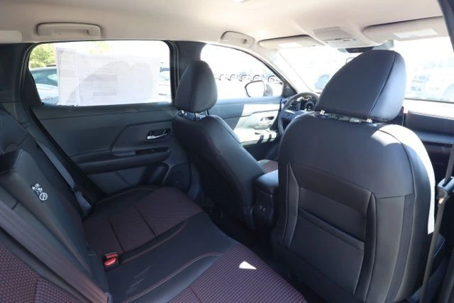 2026 Nissan KICKS SR - Photo 17