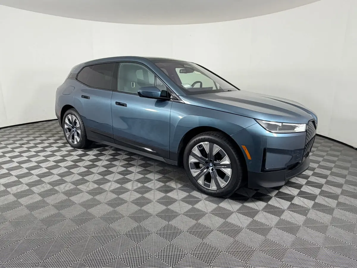 2025 BMW iX 50's photo