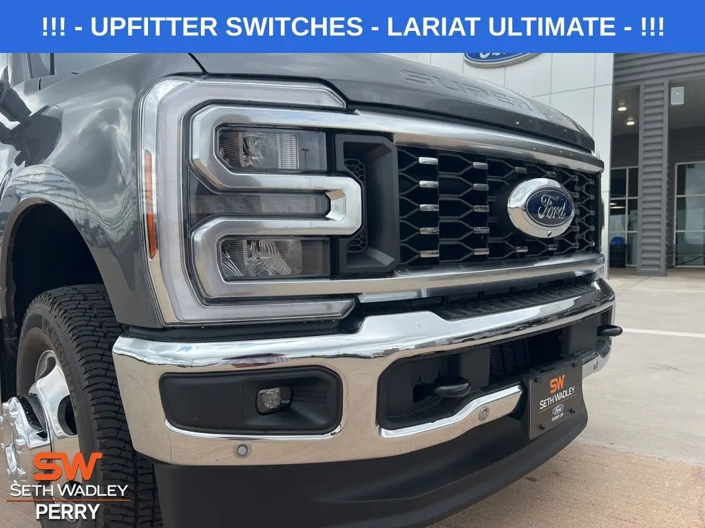 2025 Ford F-350 photo 6
