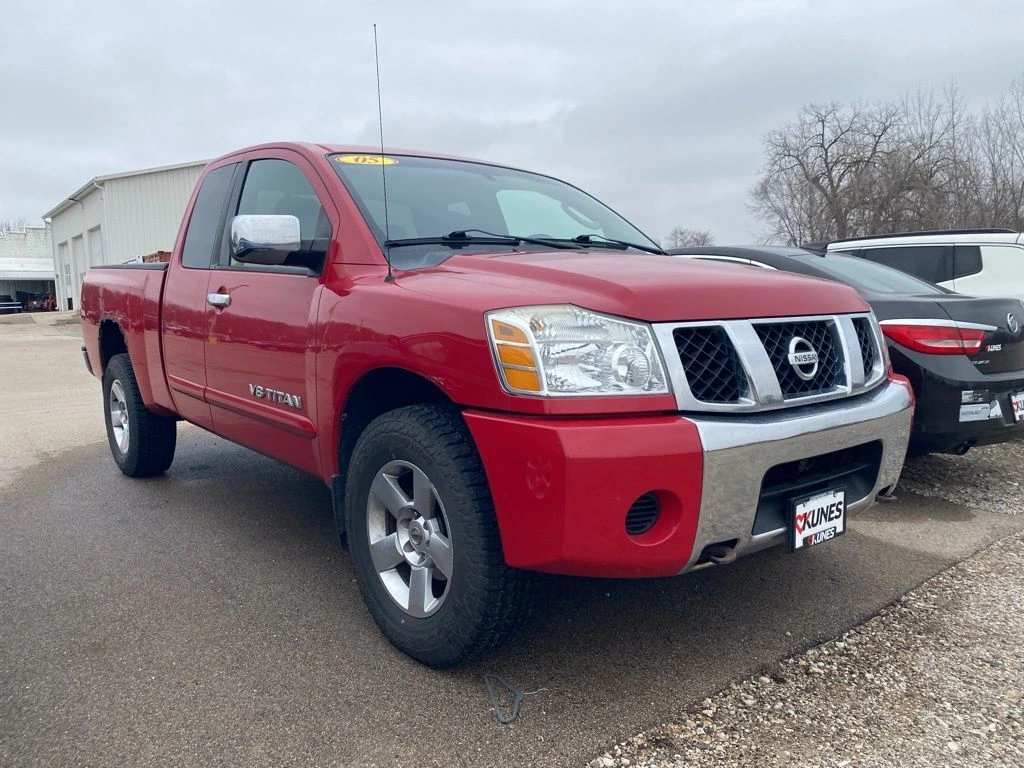 Used 2005 Nissan Titan SE with VIN 1N6BA06B75N552343 for sale in Morrison, IL