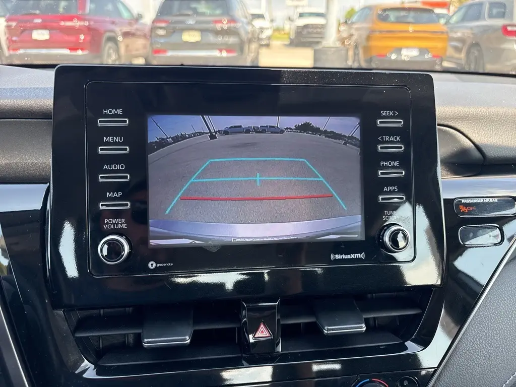 2023 Toyota Camry SE photo 17