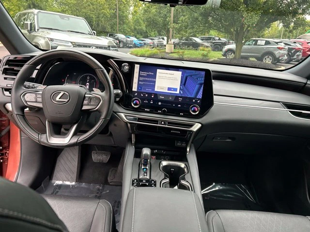 2023 Lexus RX 350 - Photo 16