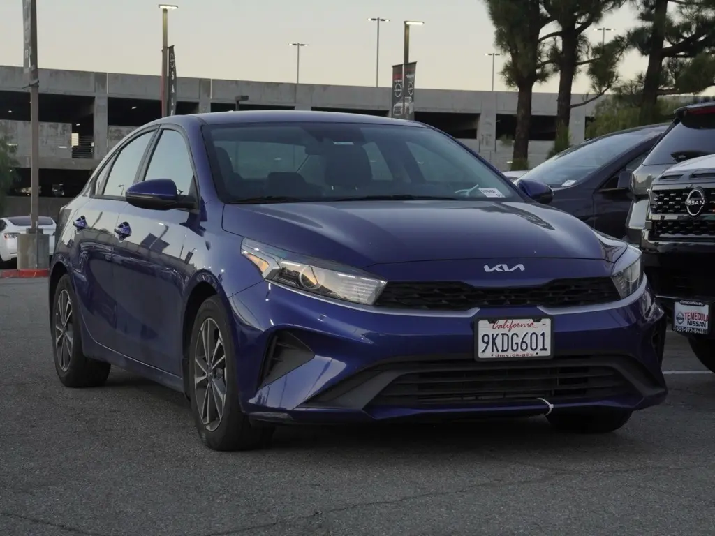 2024 Kia Forte LXS's photo