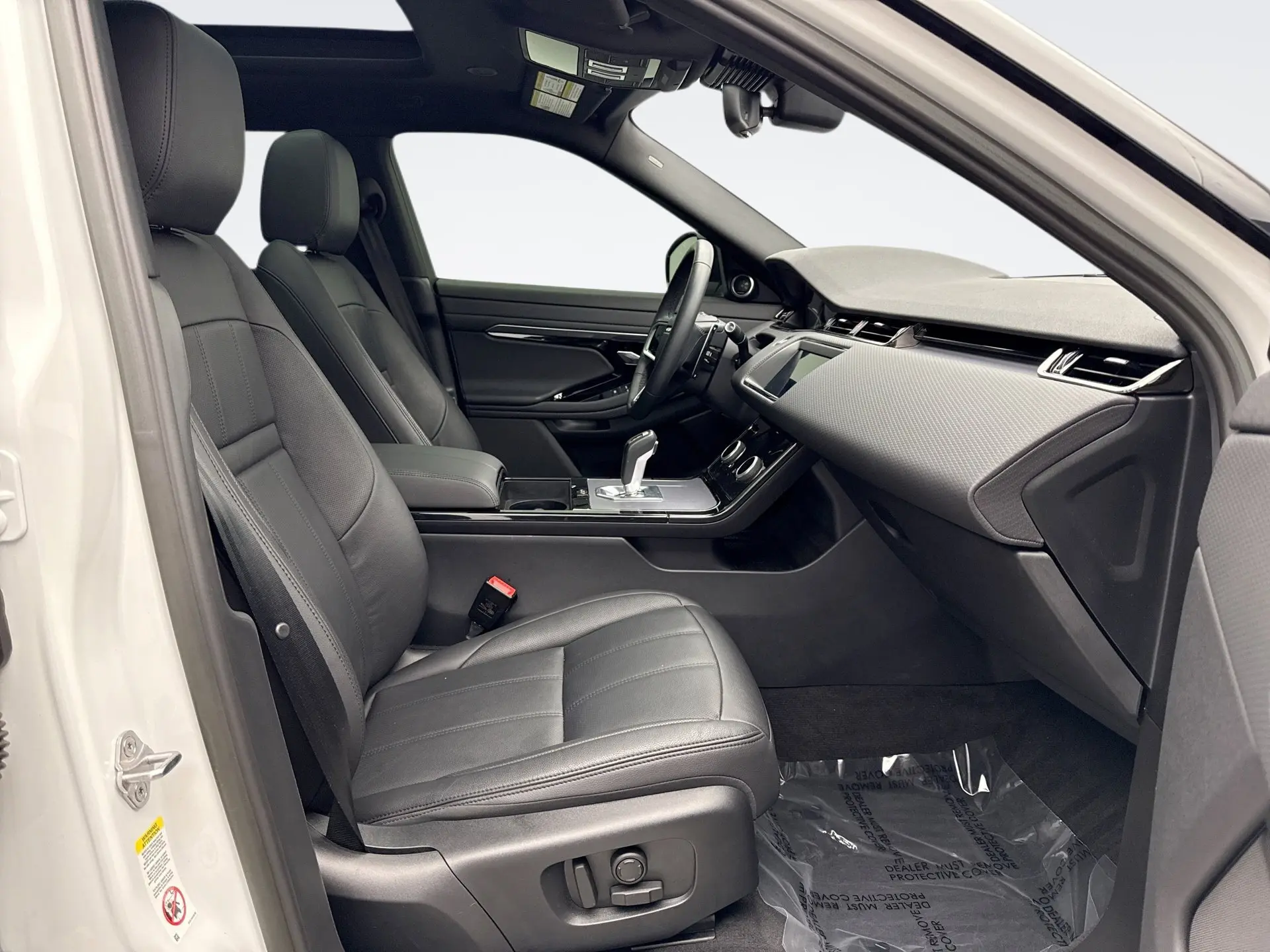 2023 Land Rover Range Rover Evoque R-Dynamic S photo 16