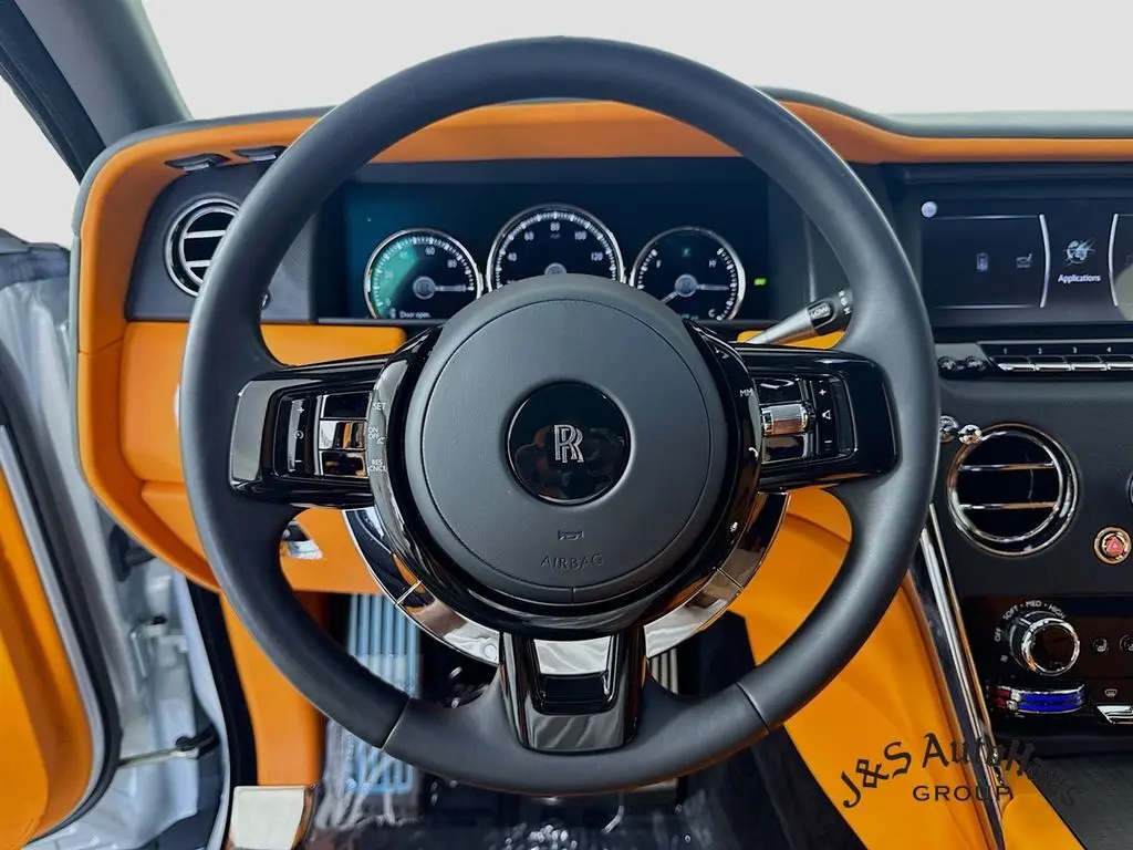 2022 Rolls Royce Cullinan RR31 photo 12