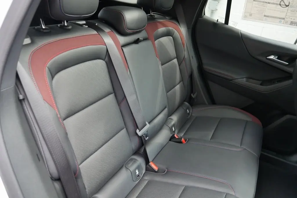 2026 Chevrolet Equinox RS photo 26