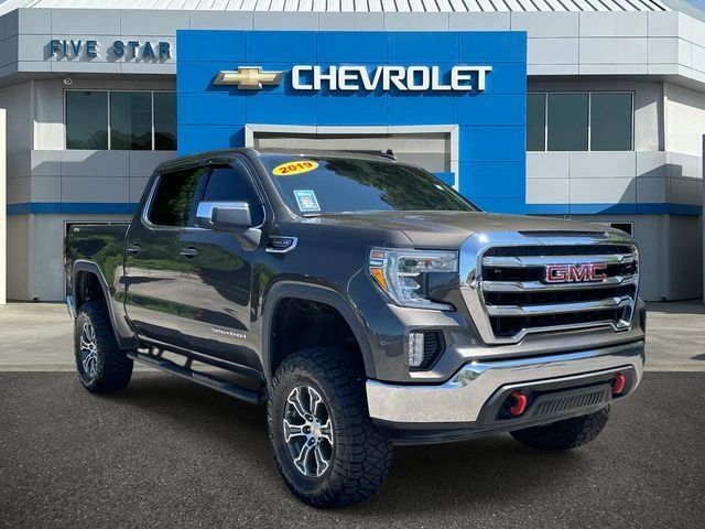 2019 GMC Sierra 4WD Crew Cab Short Box SLE's photo