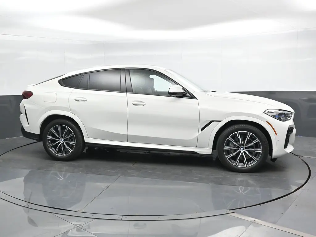 2022 Bmw X6 xDrive40i M photo 3