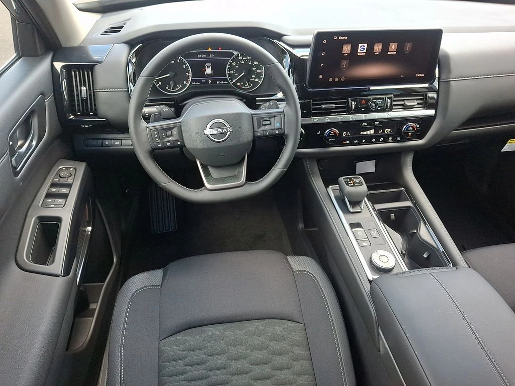 2026 Nissan Pathfinder SV - Photo 7