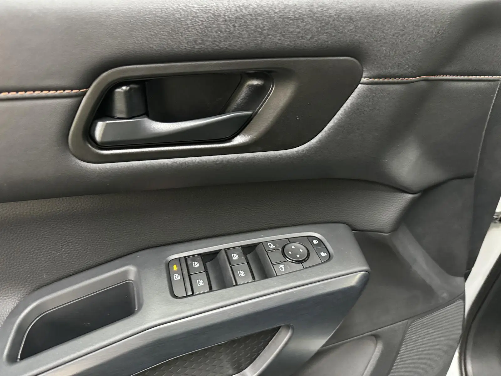 2025 Nissan Pathfinder Rock Creek photo 16