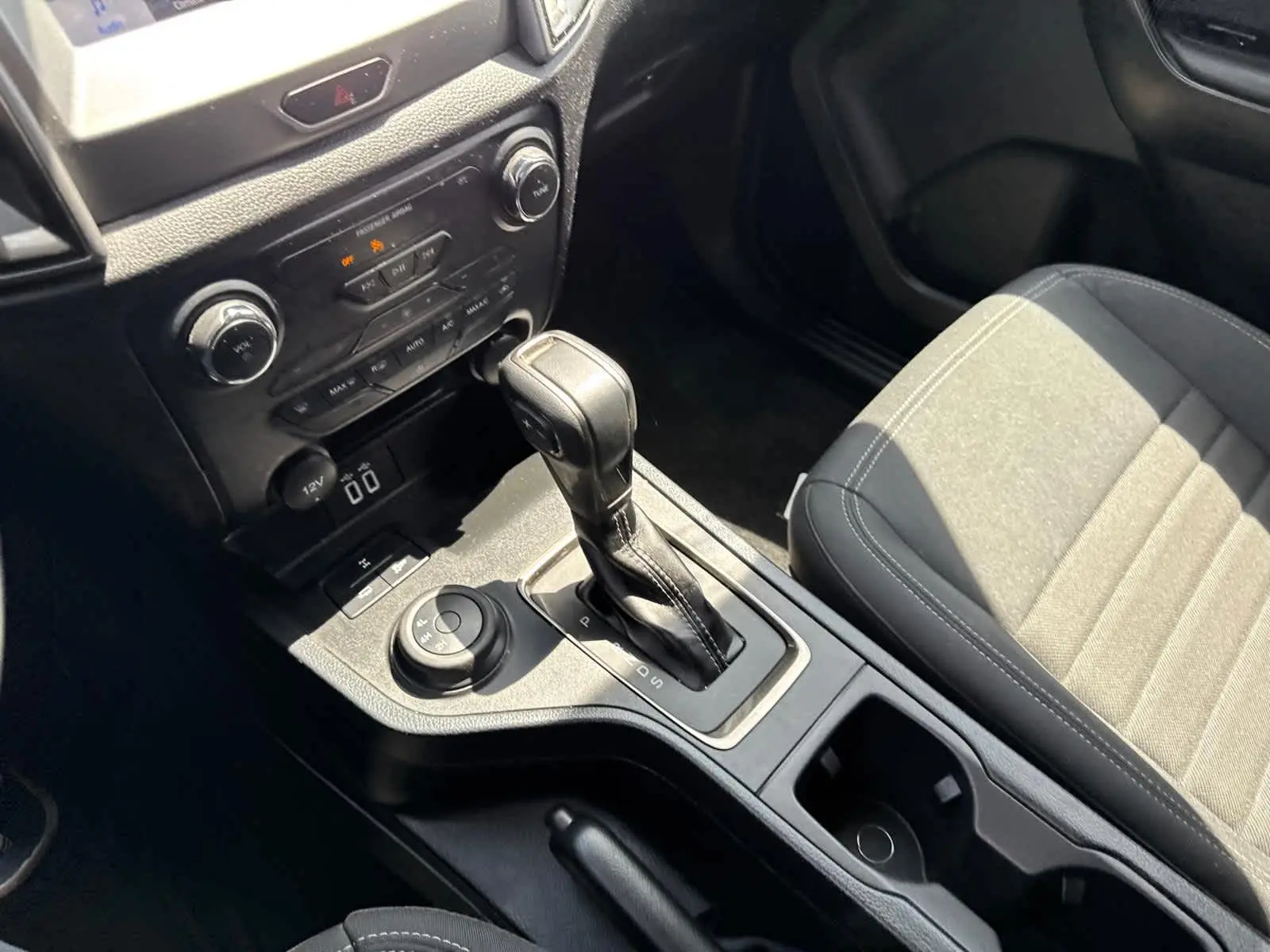 2023 Ford Ranger XLT photo 24