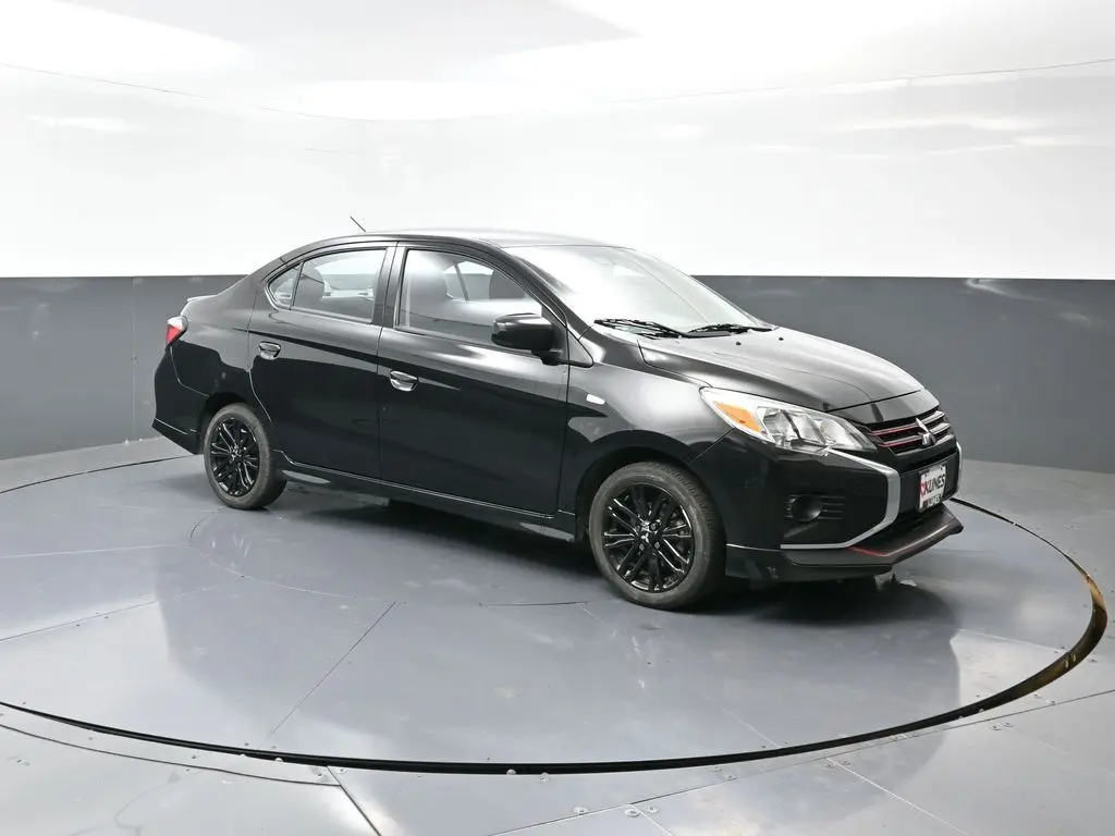2024 Mitsubishi Mirage G4 Black Edition photo 3