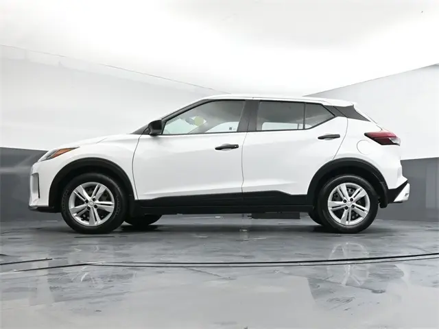 2023 Nissan Kicks S photo 31