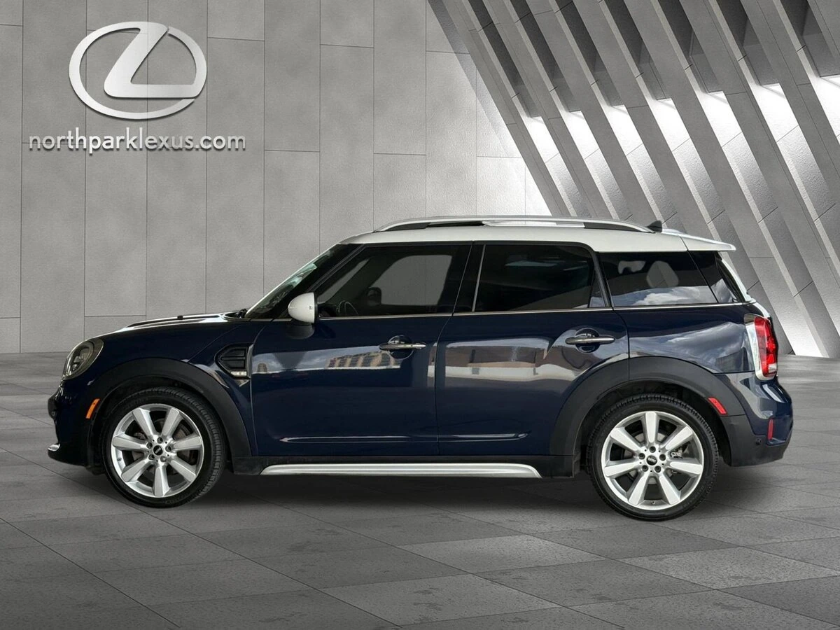 2018 MINI Countryman Cooper's photo