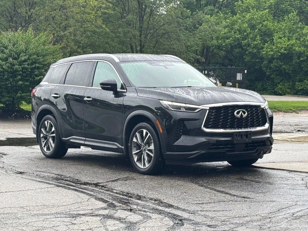 2023 INFINITI QX60 LUXE AWD's photo