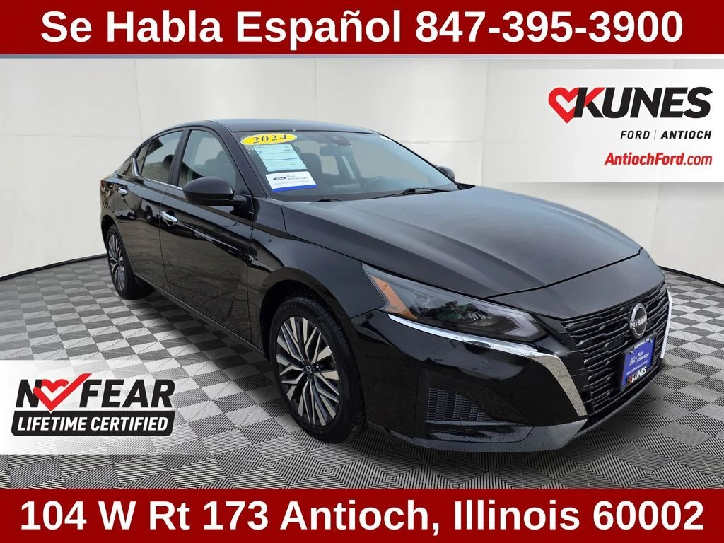 2024 Nissan Altima's photo