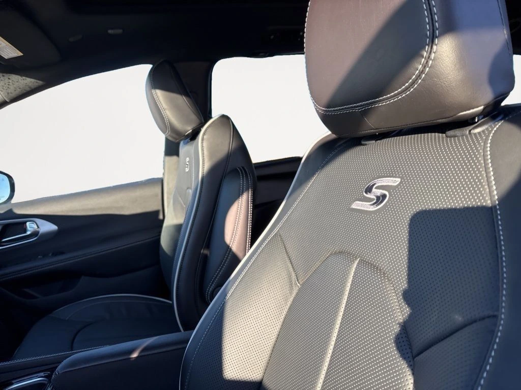 2026 Chrysler Pacifica Limited - Photo 35