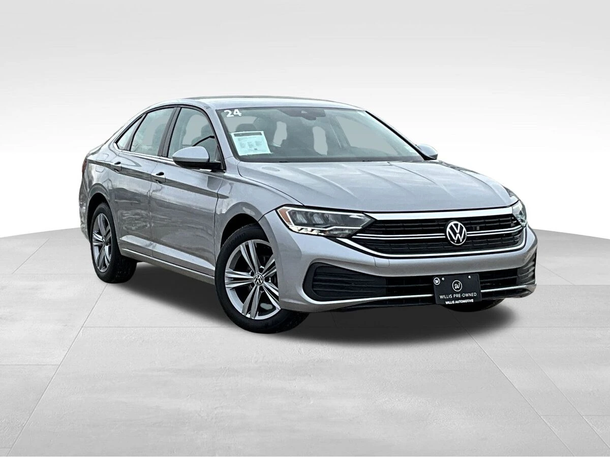 2024 Volkswagen Jetta SE's photo