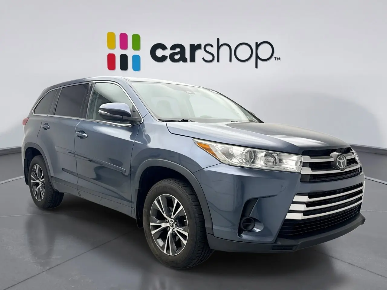 2017 Toyota Highlander LE Plus photo 7