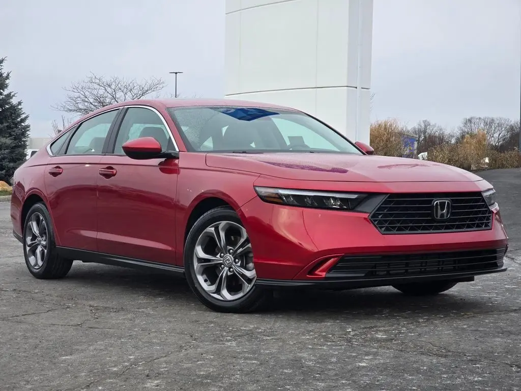 2024 Honda Accord EX's photo