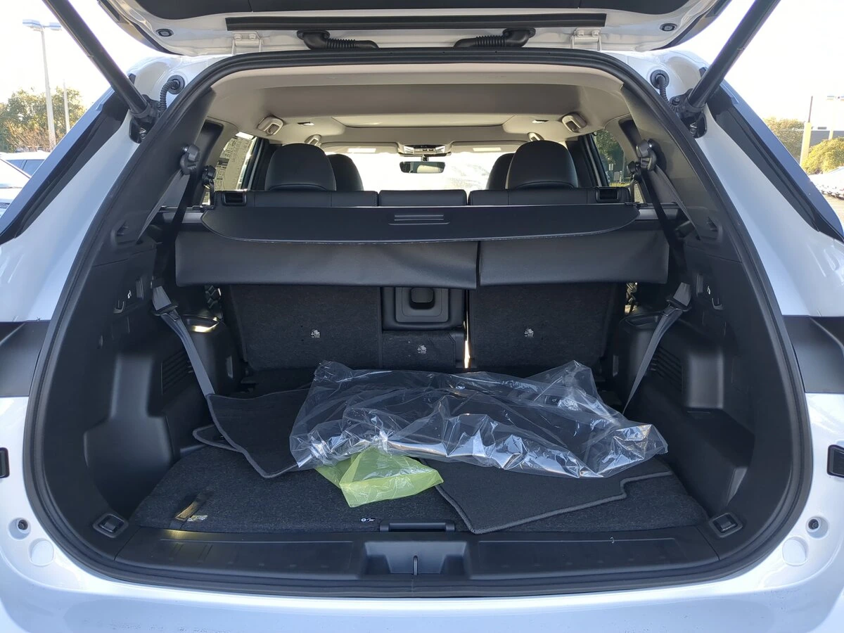 2026 Mitsubishi Outlander SEL - Photo 12