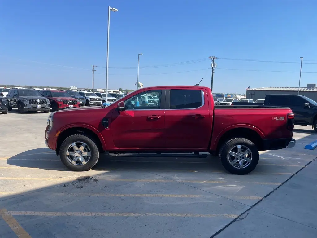 2025 Ford Ranger Lariat photo 4