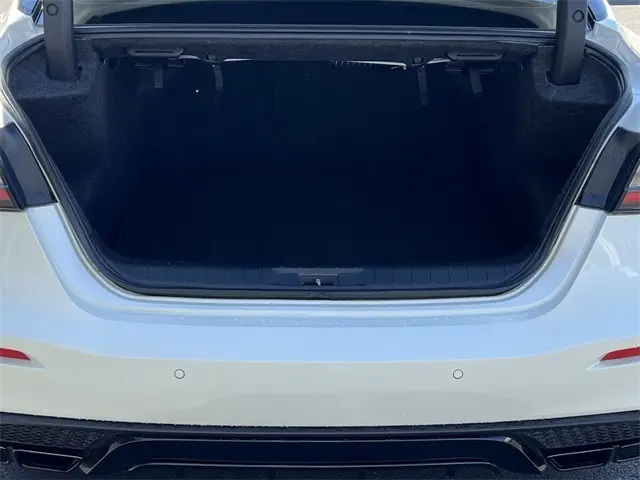 2021 Nissan Maxima SR photo 4