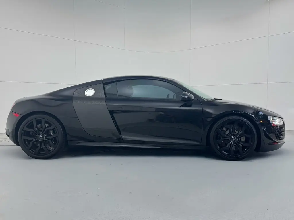 2008 Audi R8 4.2 Quattro photo 2