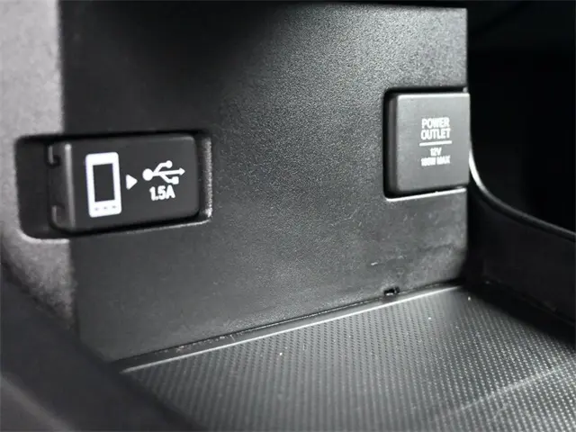 2021 Honda Civic Sport photo 16