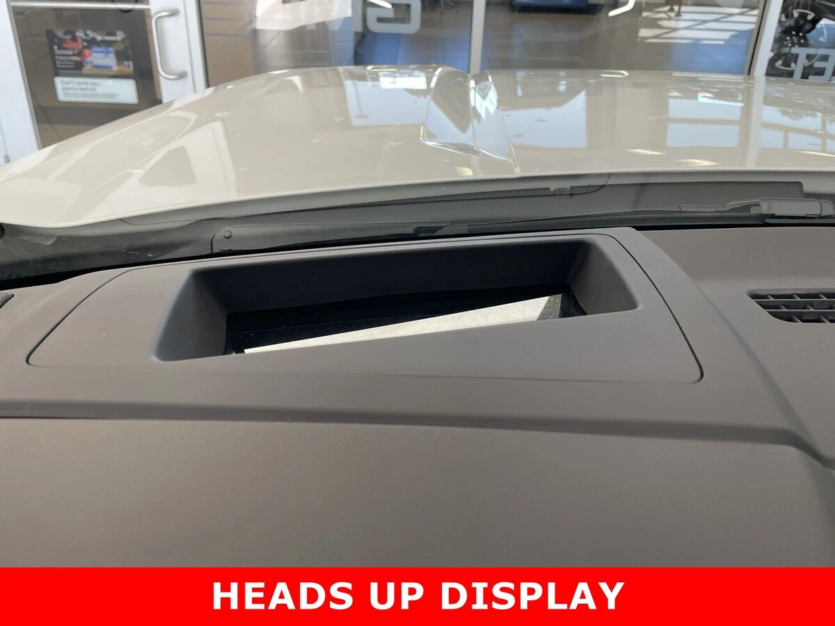 2025 GMC Yukon XL AT4 - Photo 27