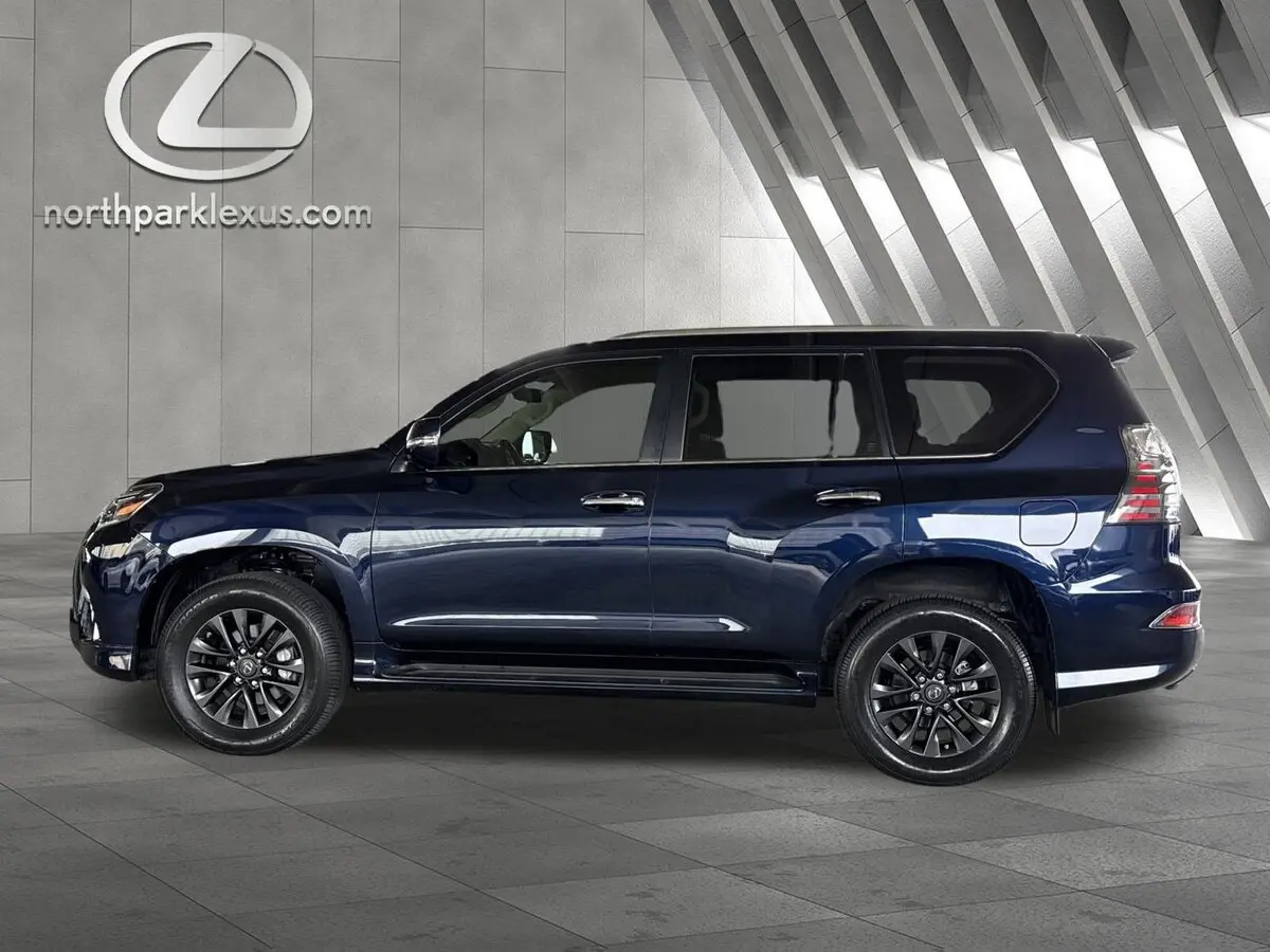 2021 Lexus GX Base's photo
