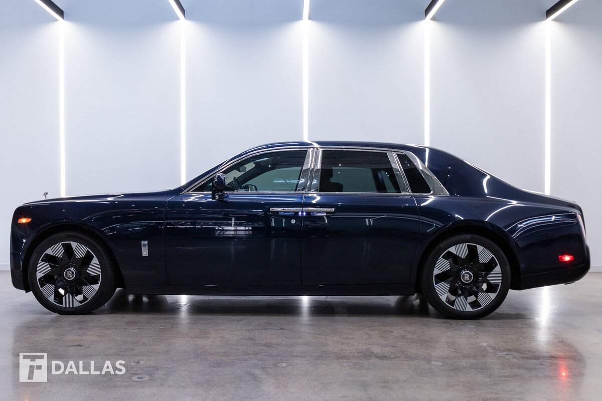 2020 Rolls-Royce Phantom