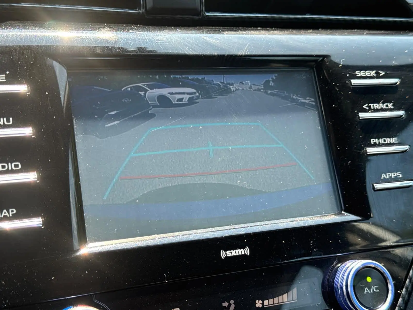 2020 Toyota Camry SE photo 24