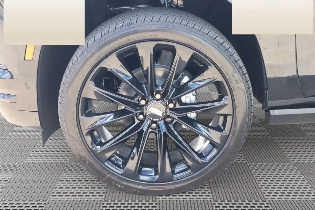 2026 Cadillac Escalade Platinum Sport photo 13