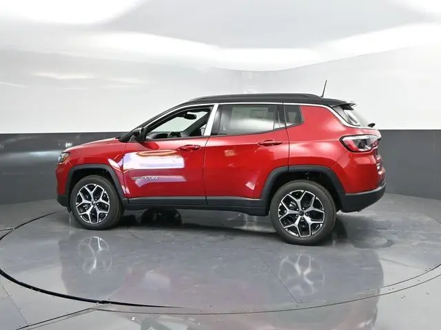 2026 Jeep Compass Limited photo 4