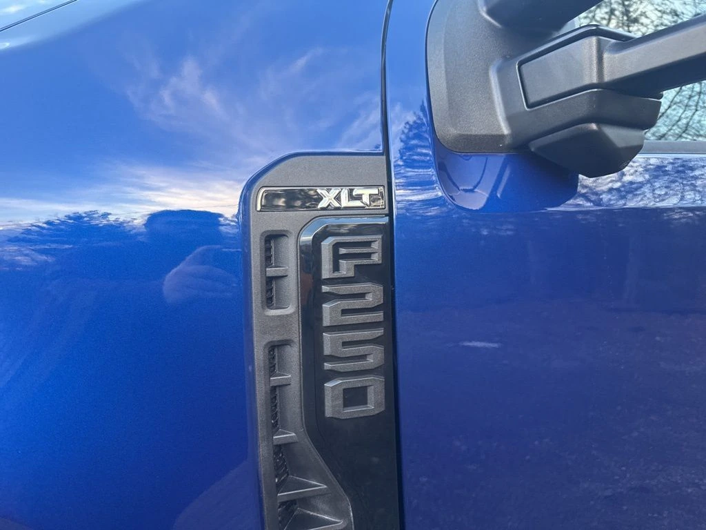 2026 Ford F-250 Super Duty XLT - Photo 7
