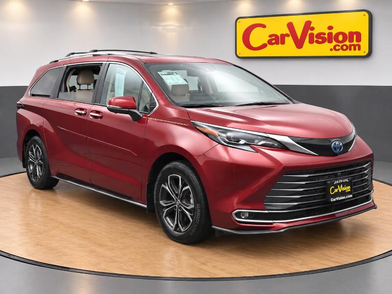 2025 Toyota Sienna Platinum