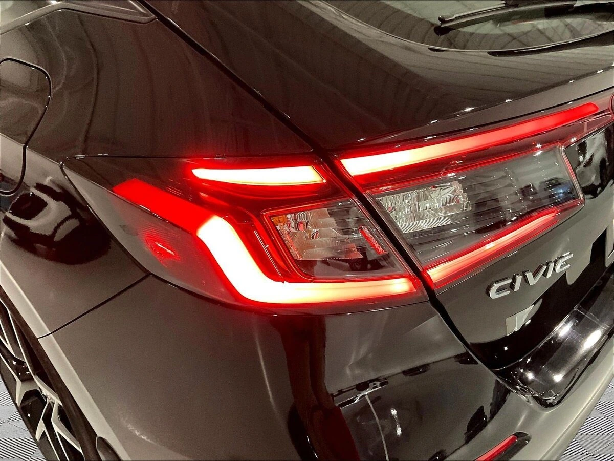 2024 Honda Civic Hatchback Sport - Photo 22