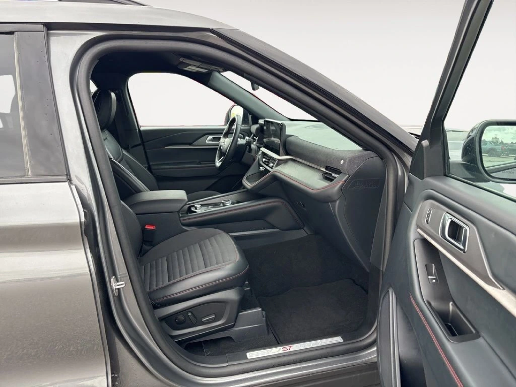 2025 Ford Explorer ST-LINE - Photo 26