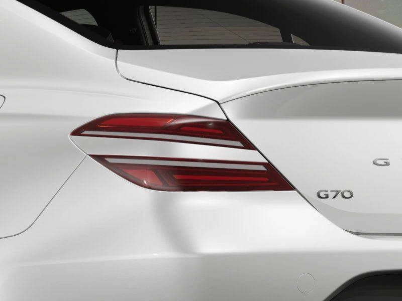 2026 GENESIS G70 Standard - Photo 10