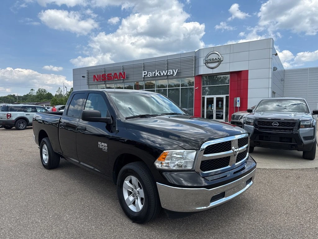 2024 RAM 1500 Classic SLT